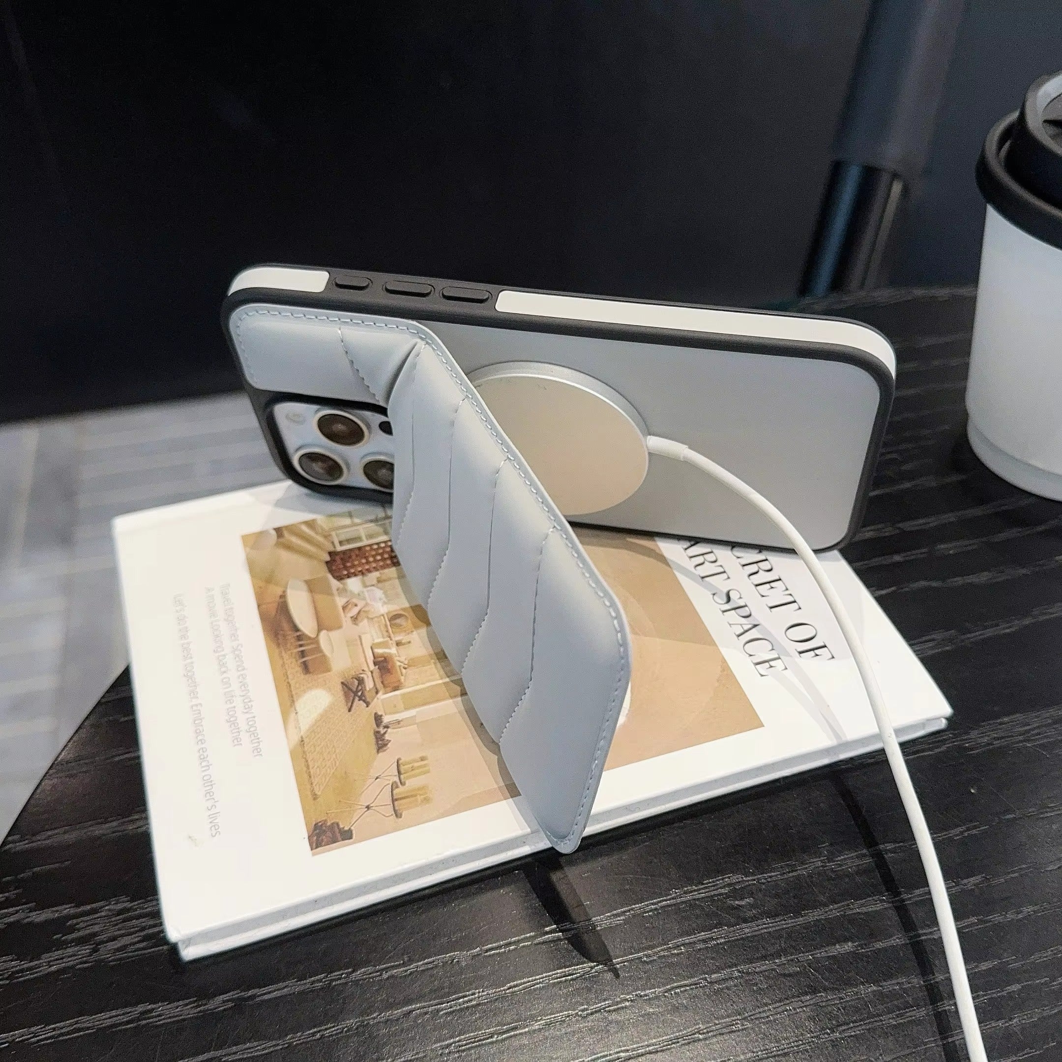 Premium Apple iPhone Hülle, MagSafe-kompatibel, Kameraobjektiv- und Bildschirmschutz, ultra dünn, stoßfest, magnetisch, vollständiger Rundumschutz, vollständige Metall-Schutzhülle