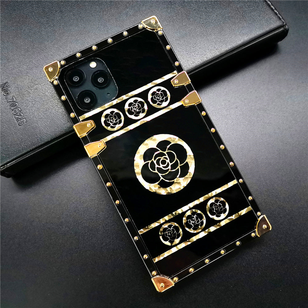 Luxury Glitter Retro Case – Diamond Rose Flower Cover for iPhone 16 Pro Max, 16 Plus, 15 Pro Max, 11, 12, 13, 14 Pro Max