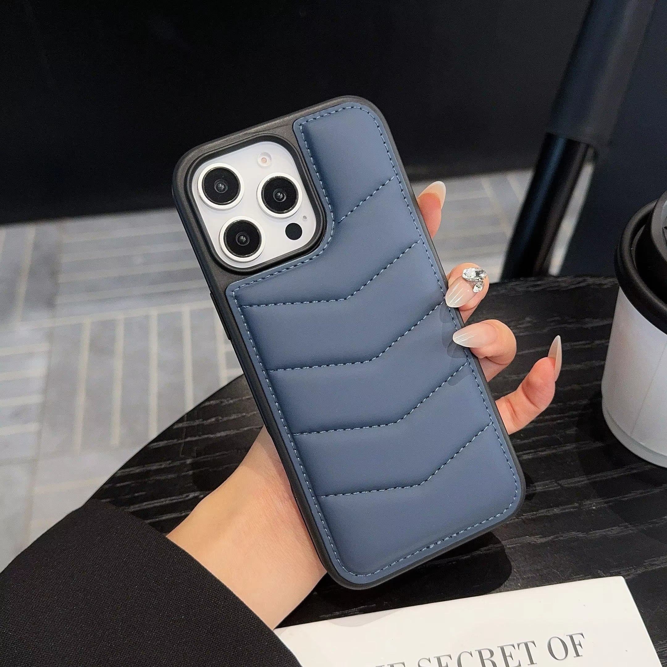Premium Apple iPhone Hülle, MagSafe-kompatibel, Kameraobjektiv- und Bildschirmschutz, ultra dünn, stoßfest, magnetisch, vollständiger Rundumschutz, vollständige Metall-Schutzhülle