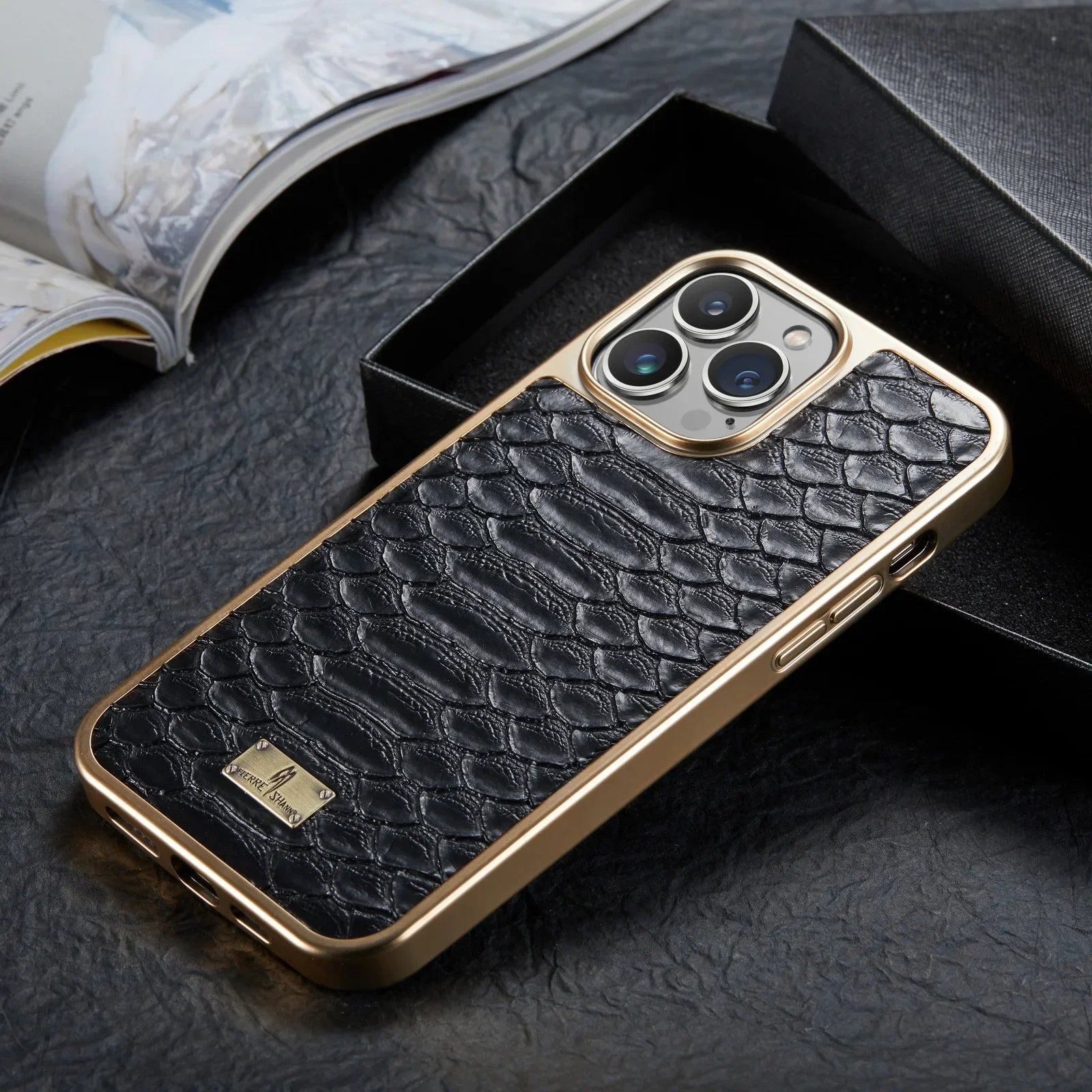 Luxury Leather Plating Shockproof Phone Case - Protective Snake Texture Durable Bumper Design for Enhanced Phone Protection